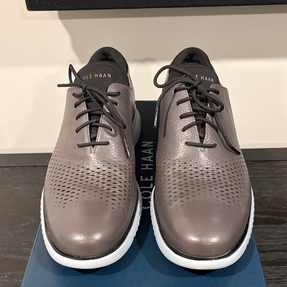 Cole Haan Men's Gray Leather Oxfords - Picture 2 of 5